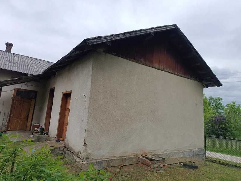 ПРОДАЖ - Громадський будинок, площею 184,8 кв.м. с.Старі Богородчани