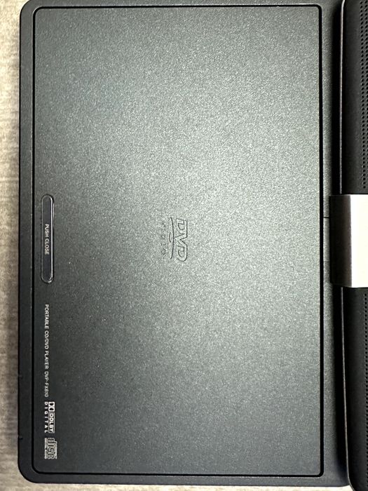 Przenośny odtwarzacz DVD Sony DVP-FX810 USA