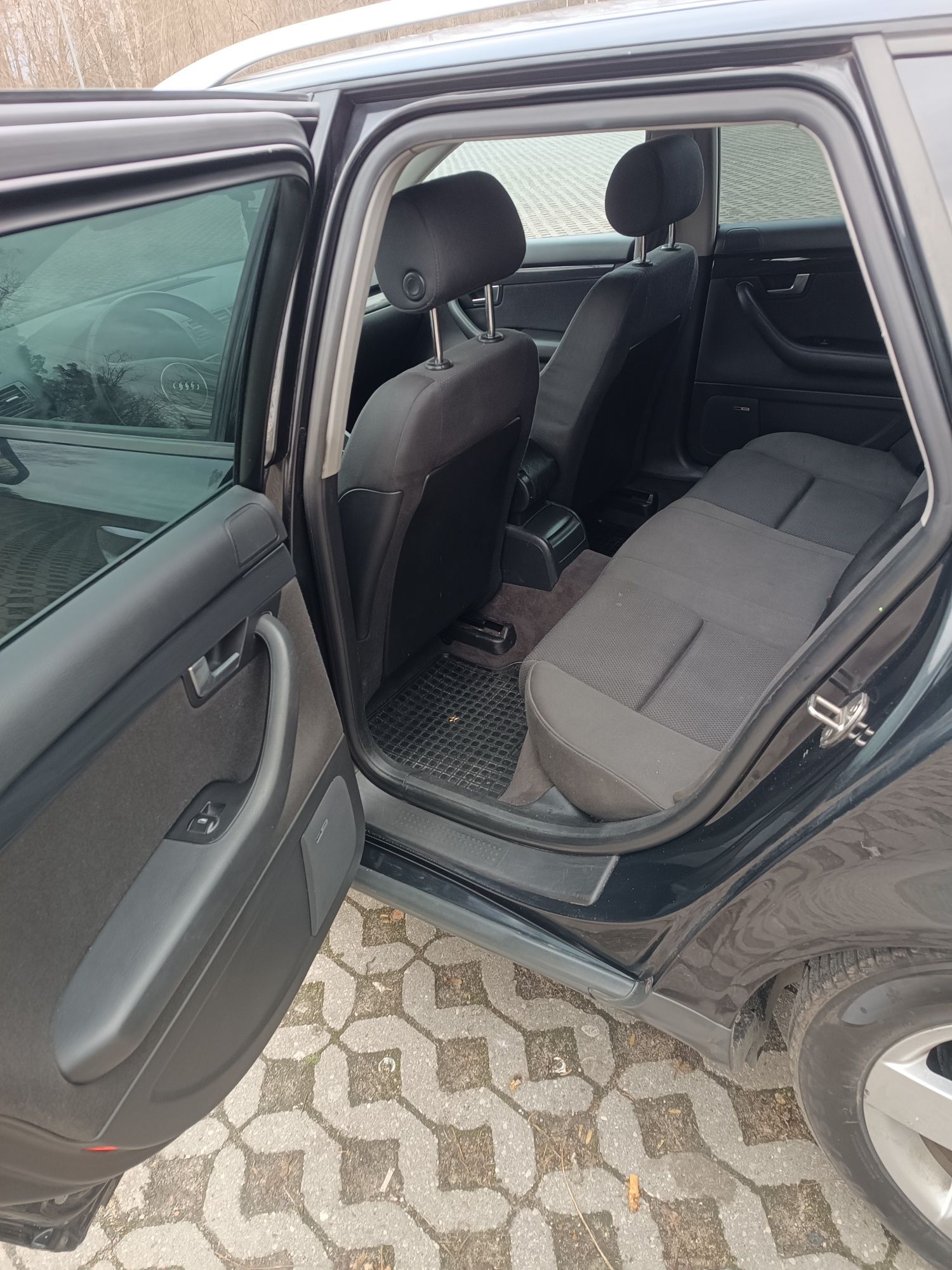 Audi A4 b6 2.4B+G kombi