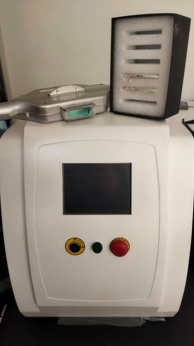 Equipamento de depilação IPL e de fotorejuvenescimento