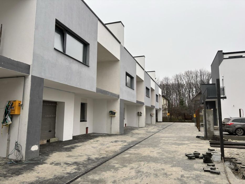 Котедж Пасіки-Зубрицькі