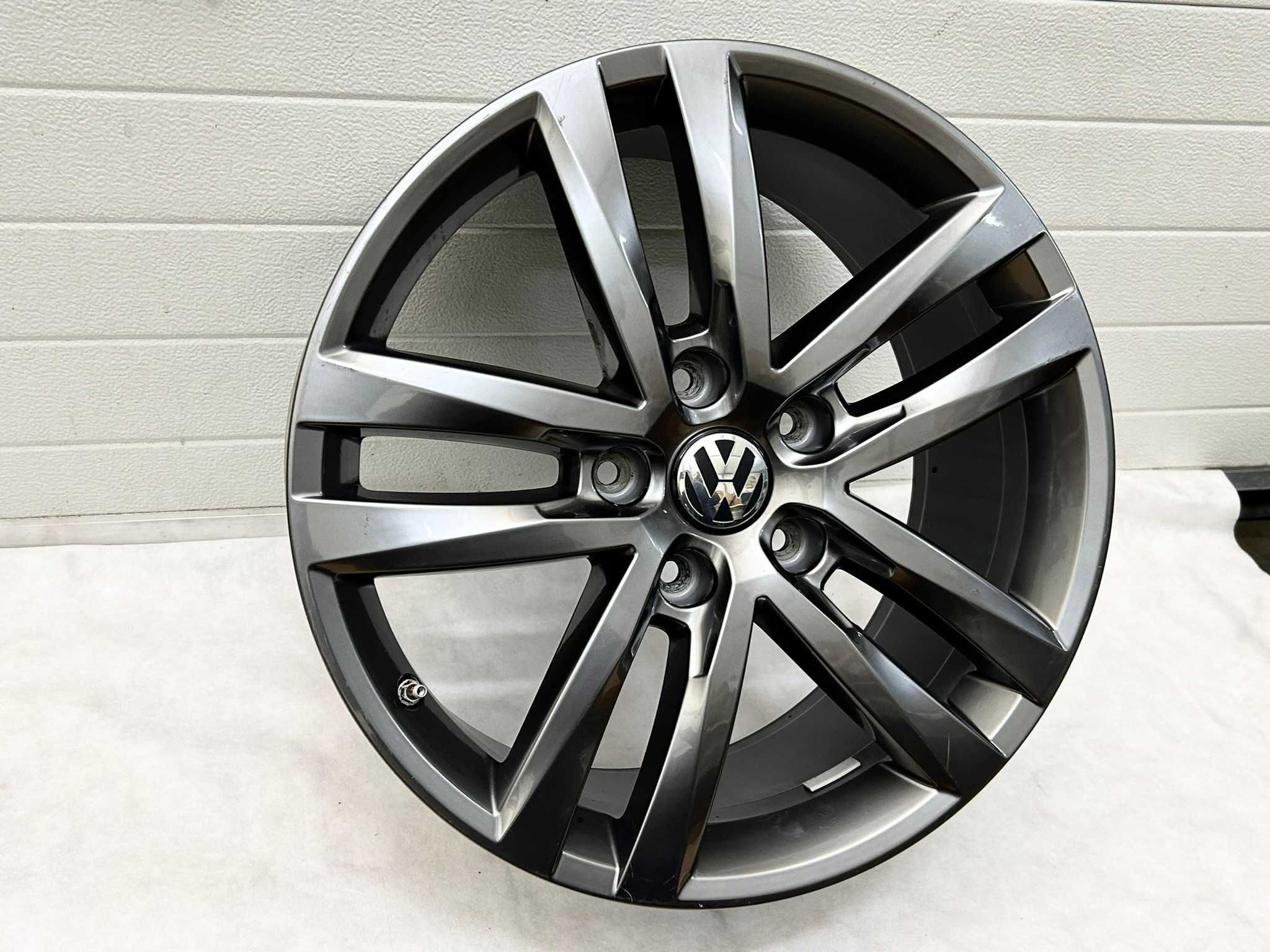 alufelgi r19 5x130 Audi Q7 VW Touareg Porsche Cayenne Macan 7P6.601025