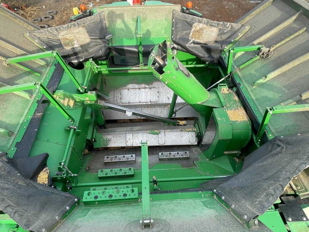 Комбайн John Deere S 670 2013 року випуску