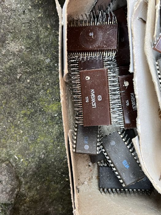 Продам мікросхеми і т.д різноманітного