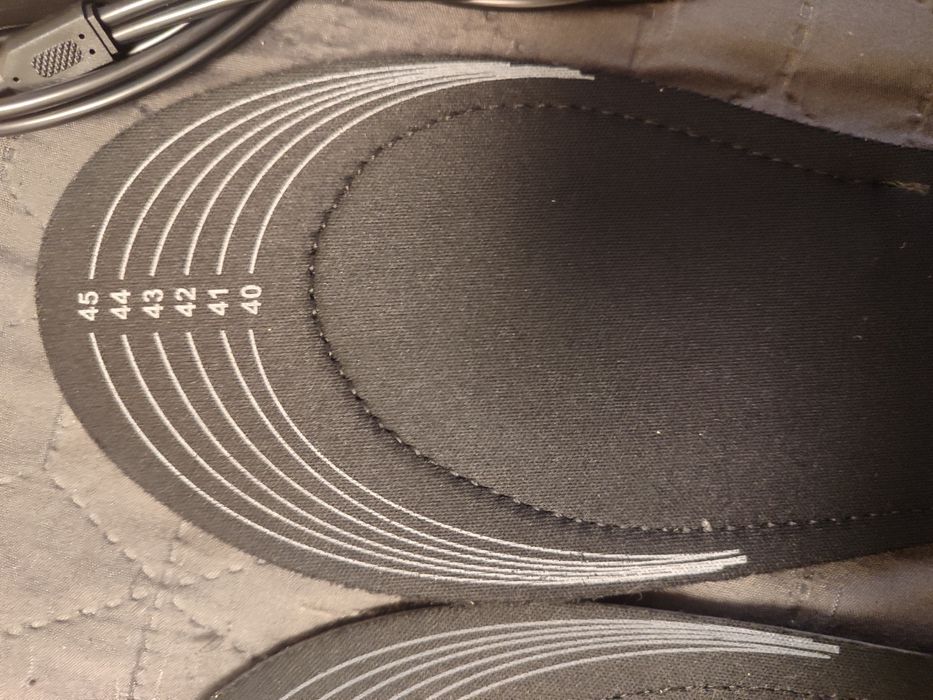 Устілки з підігрівом (з регулятором часу та температури)