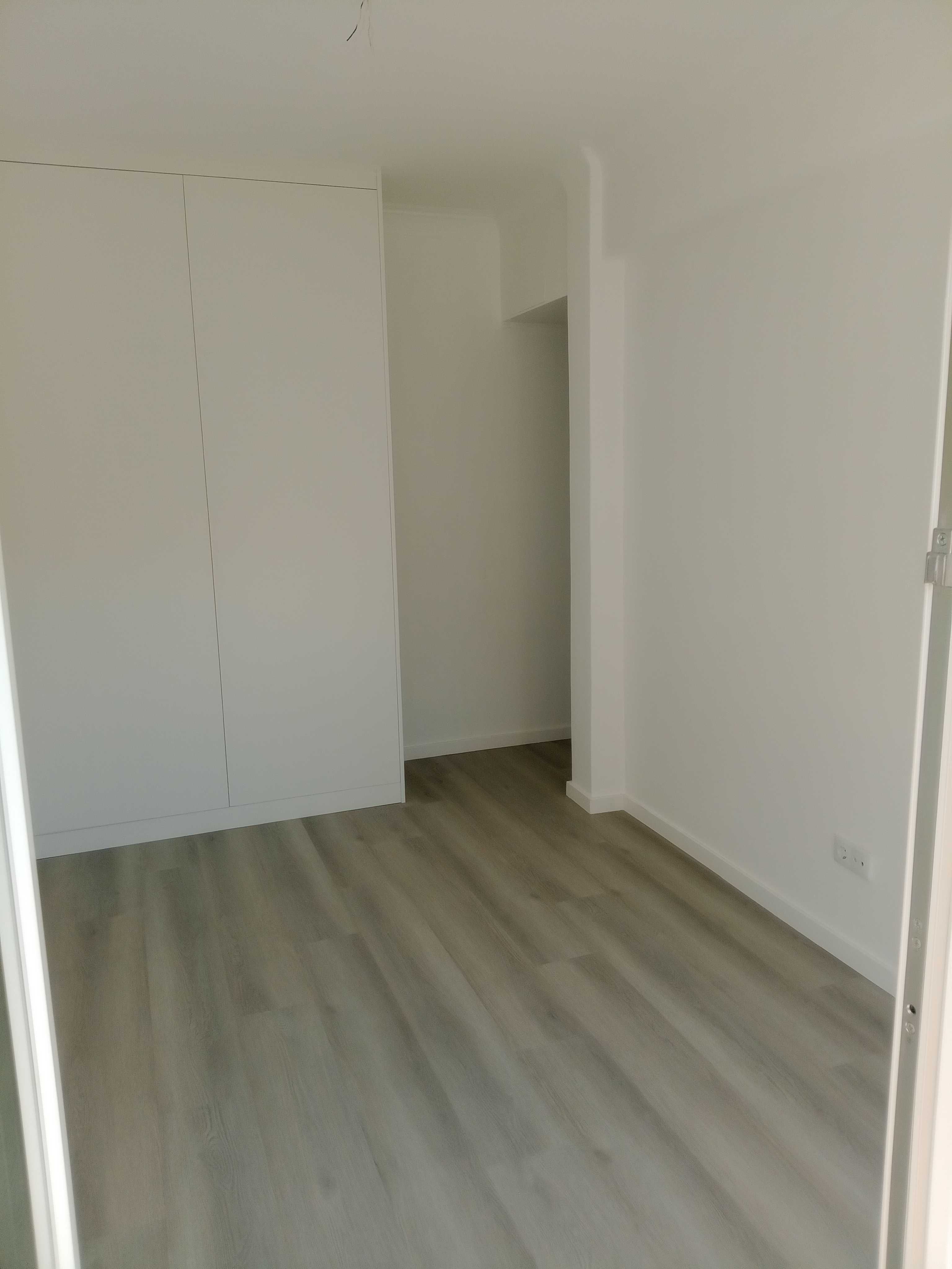 T3 Renovado a Estrear – Bairro do Liceu, Setúbal