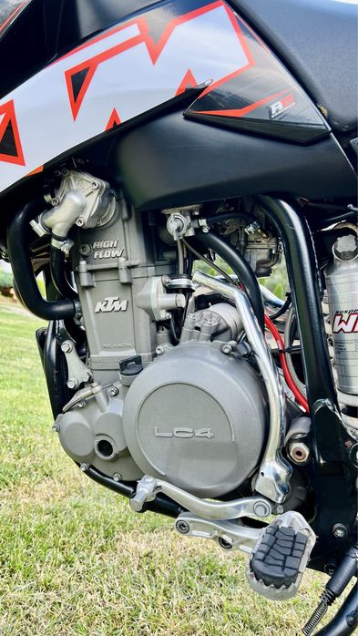 KTM LC4 640 supermoto