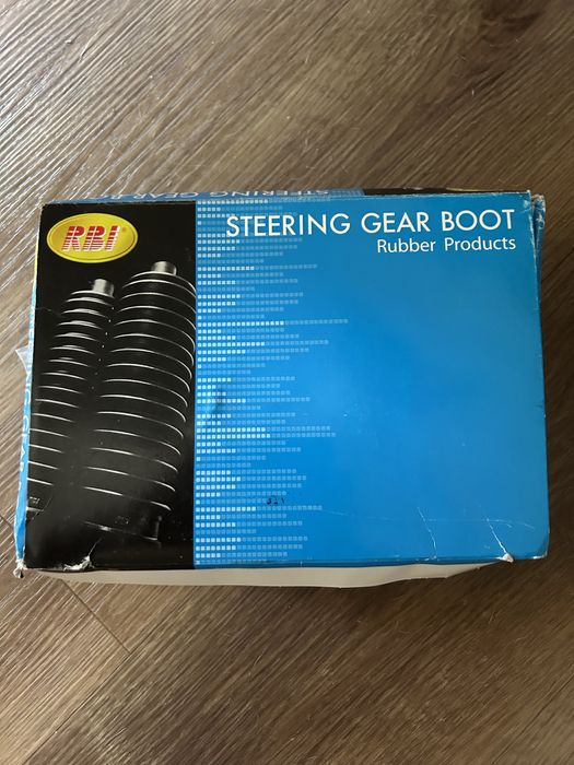 Пыльник рулевой рейки MB532531