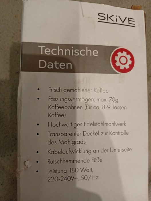 Elektryczny młynek do kawy lub przypraw marki SKIVE.