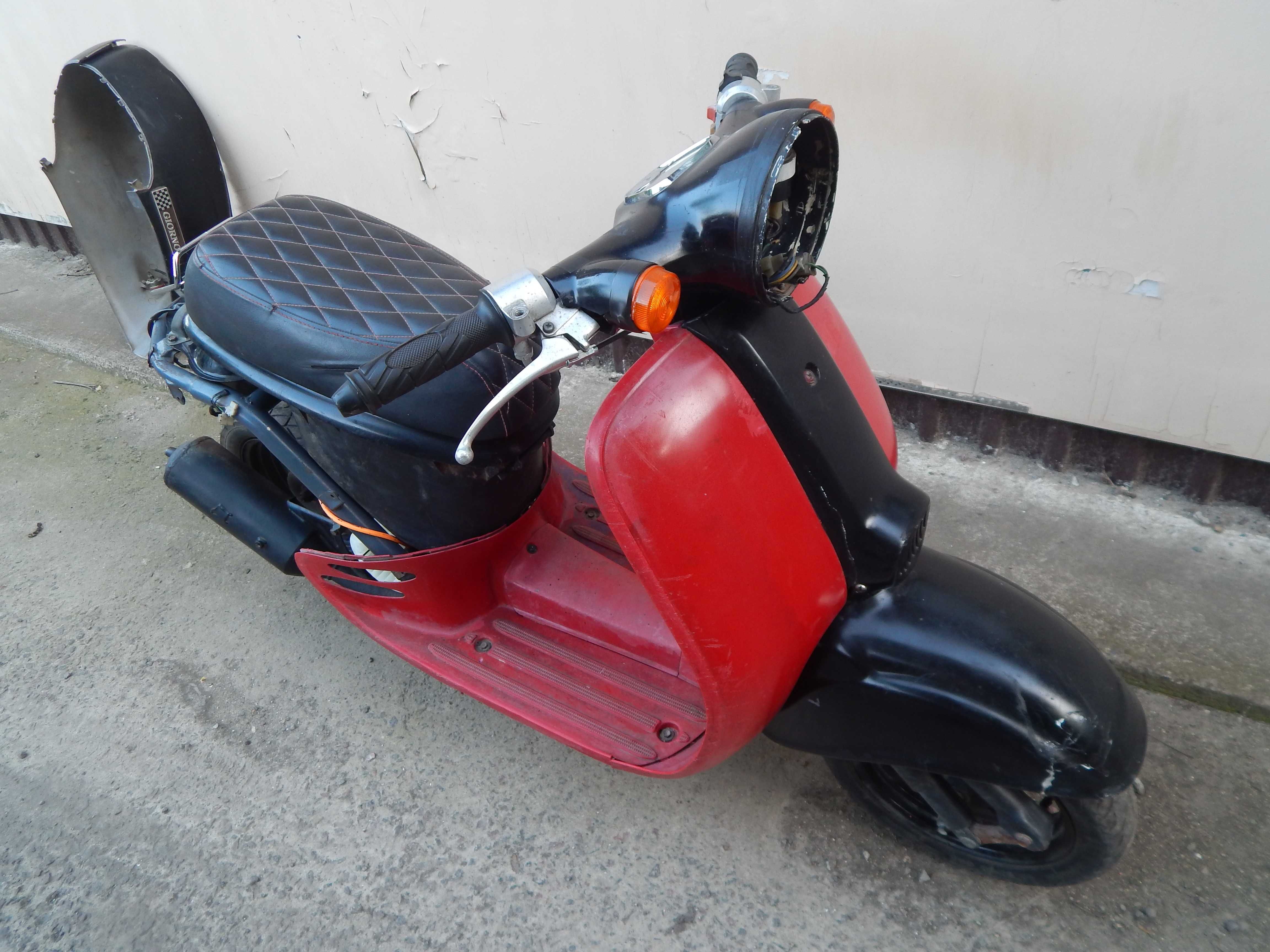 Мопед, ретро скутер Honda Giorno 2Т под доработку, требуется ремонт