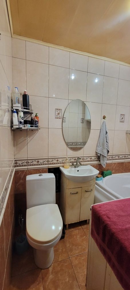 Продаётся уютная 3 комнатная квартира по пр. В.Стуса