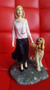 Figurka Dama z psem Royal Doulton