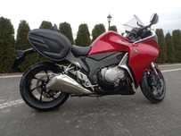Honda VFR 1200F 17 tys km. Serwis
