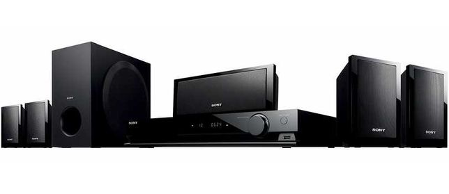 Sistema Home Cinema Sony DAV-TZ230 5.1 canais 600 W