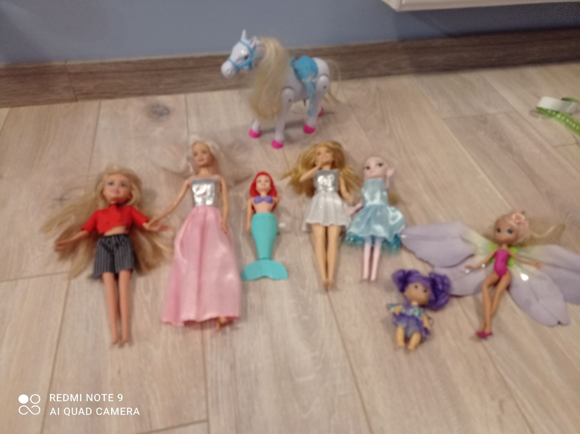 Barbie  zestaw lalek