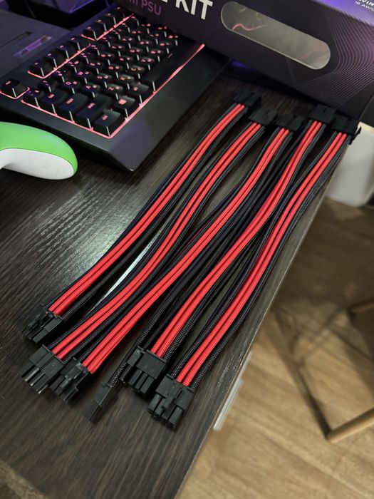 Набір кастомних кабелів живлення Custom Extension PSU Cable Kit