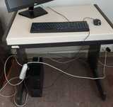 Mesa para computador 0,60mt X 0,80mt