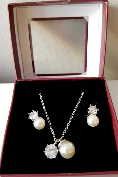 Komplet biżuterii Esmara