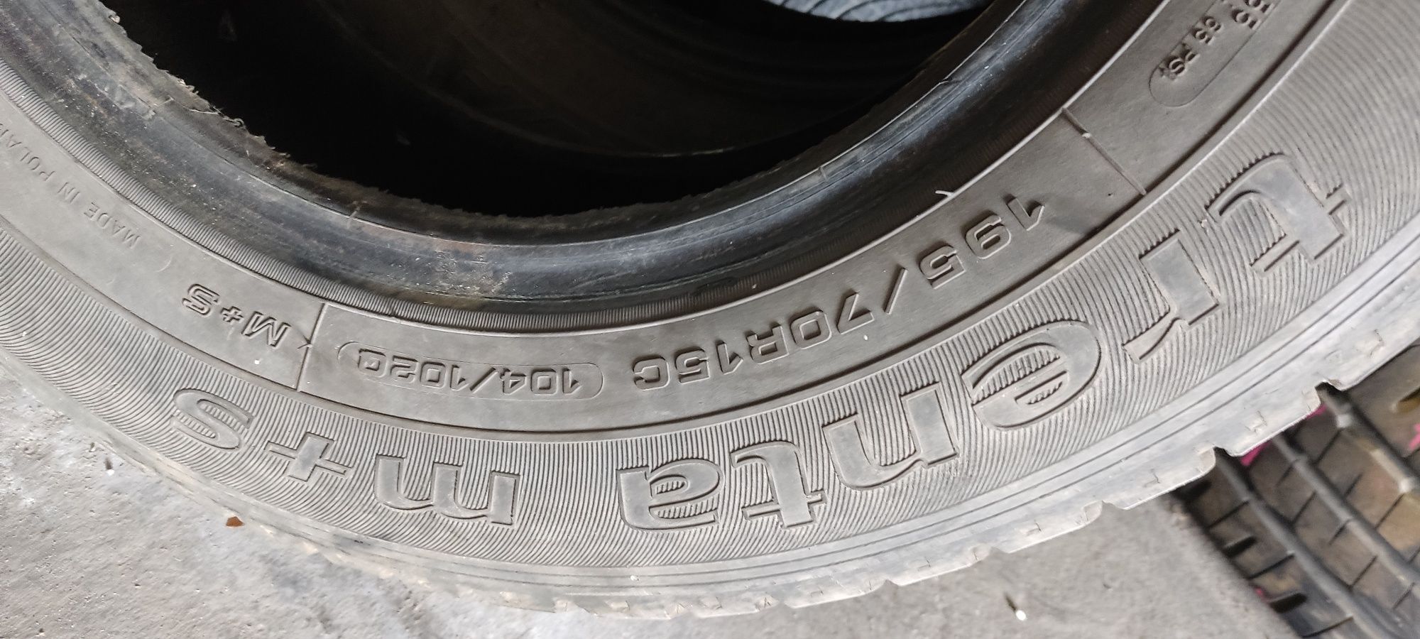 2szt 195 70r 15 c. Sava trenta m+s