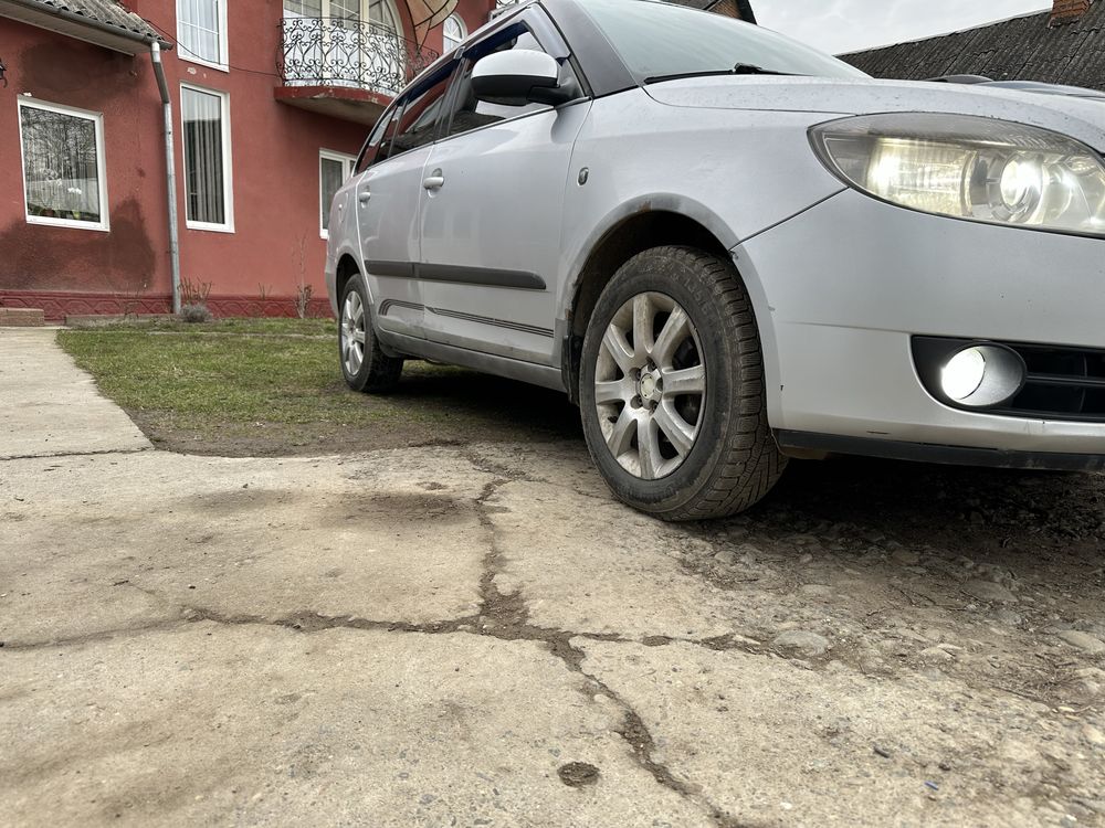 Здам в оренду автомобіль