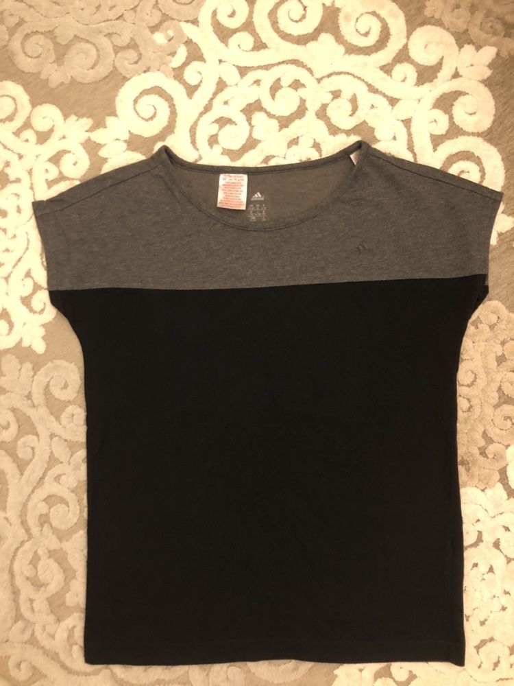 Várias T-shirt desporto Adidas, Nike