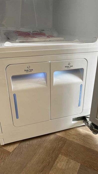 Парова шафа LG Styler Black — стильний догляд за вашим одягом