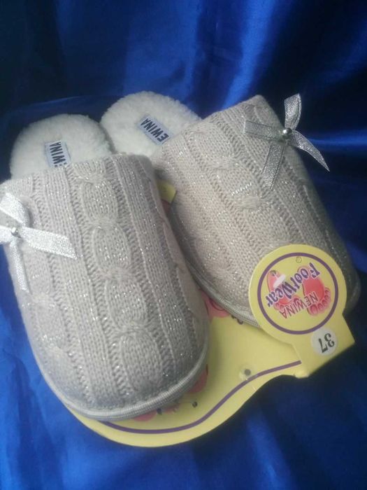 Капці, тапки, тапочки теплі з хутром на дівчинку р. 37, 24 см