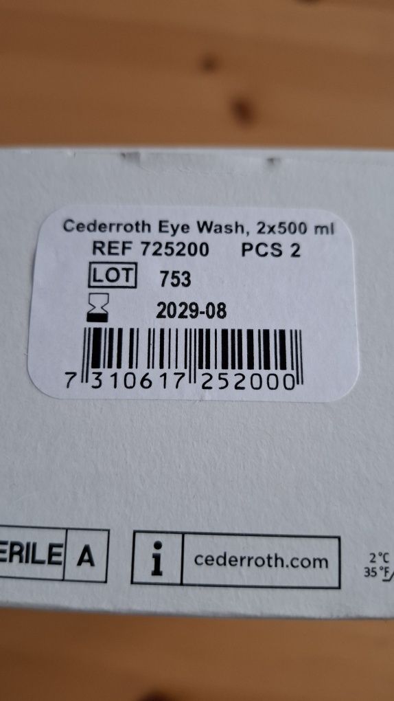 Płukanka do oczu Cederroth Eye Wash 2 x 500 ml.