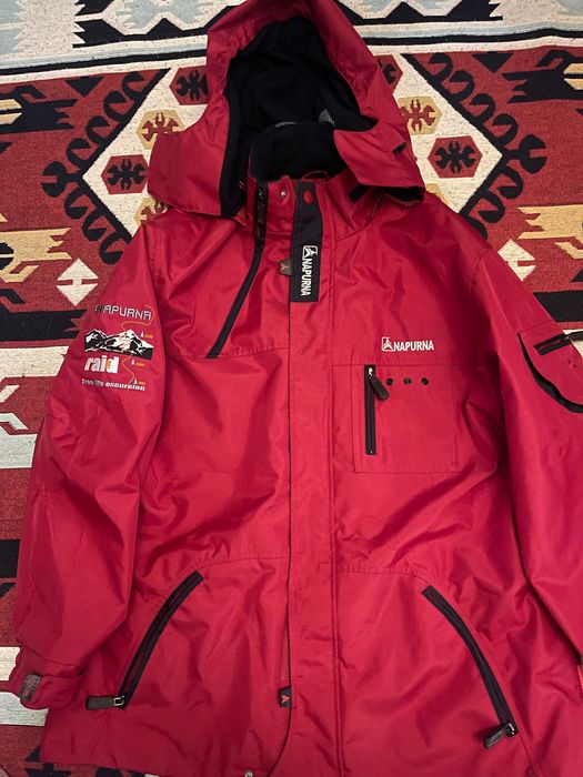 Чоловіча куртка Італійського бренду-Napurna-оригінал.