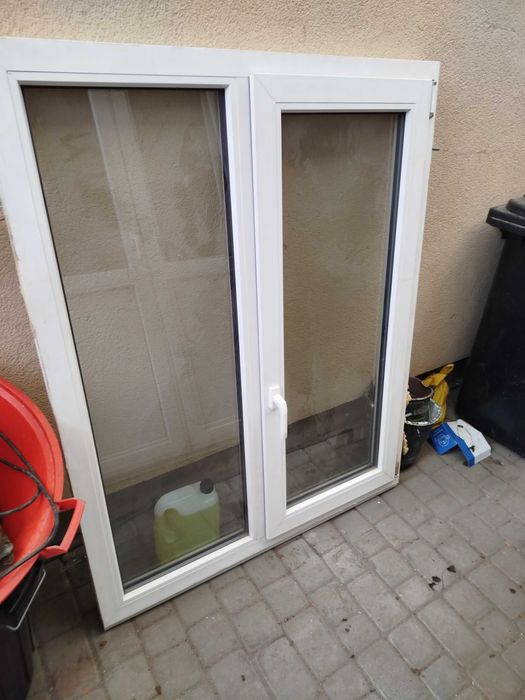 Okno plastikowe białe