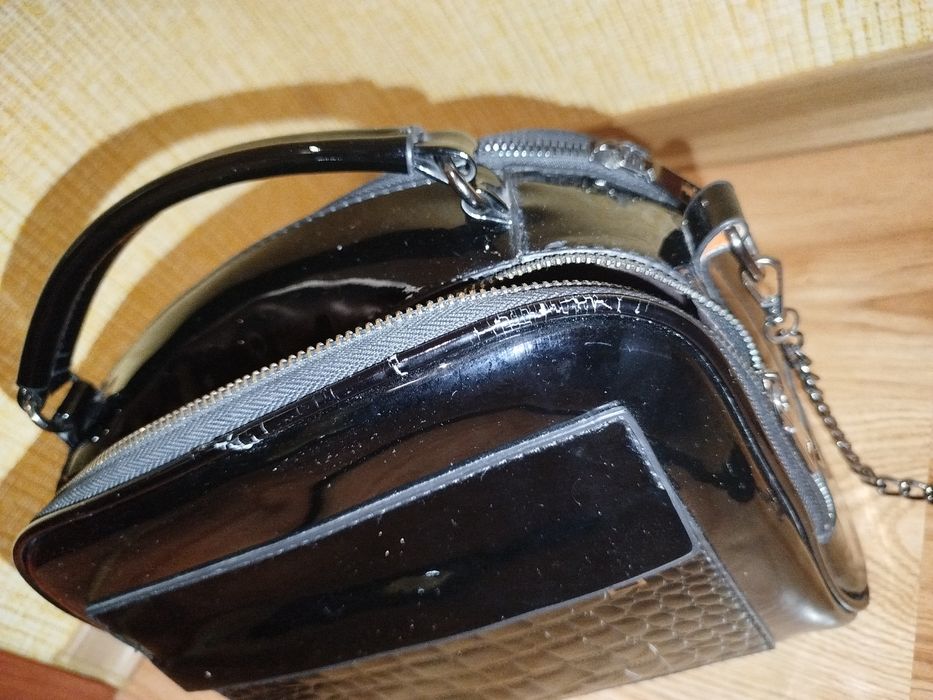 Сумка жіноча лакована. Жіноча сумка.