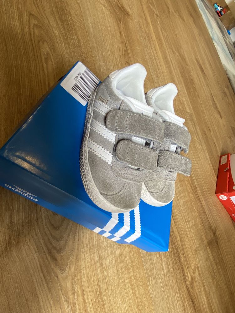Buciki dla dziecka Adidas 20