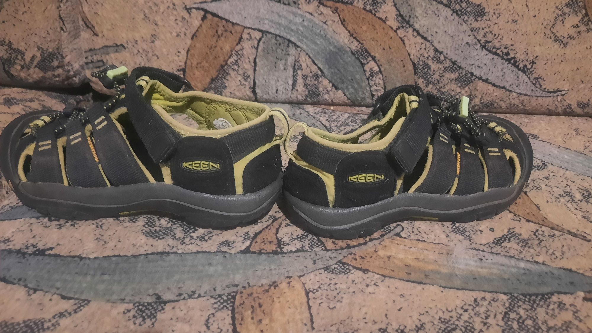 Трекінгові сандалі Keen 20см
