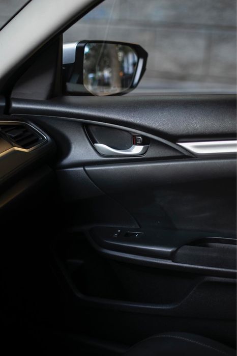 Honda civic x / 10  2018 хонда сивик