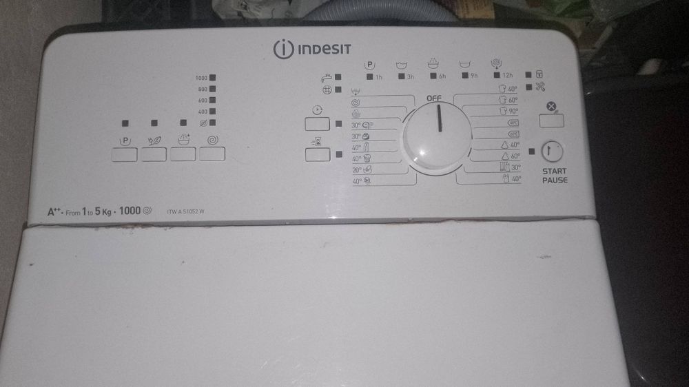 Pralka Indesit sprawna.