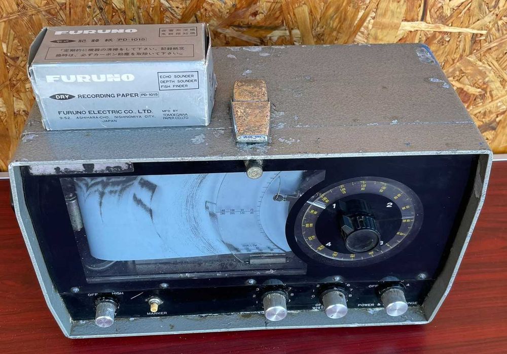 Sonda de pesca analógica antiga