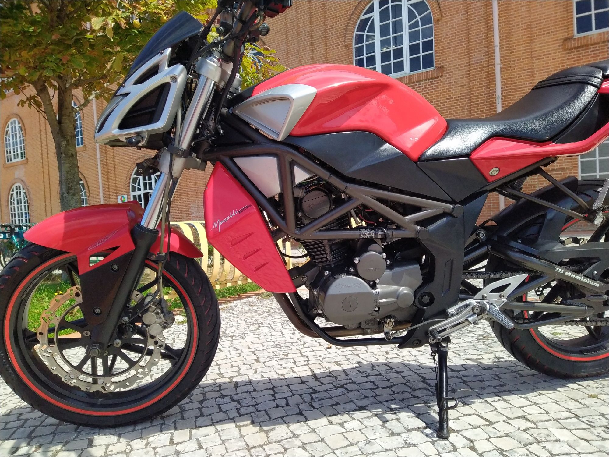 Moto Megelli 125 s