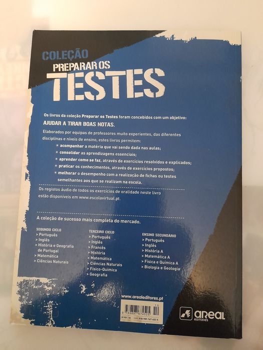Livro de preparação de testes inglês 9°