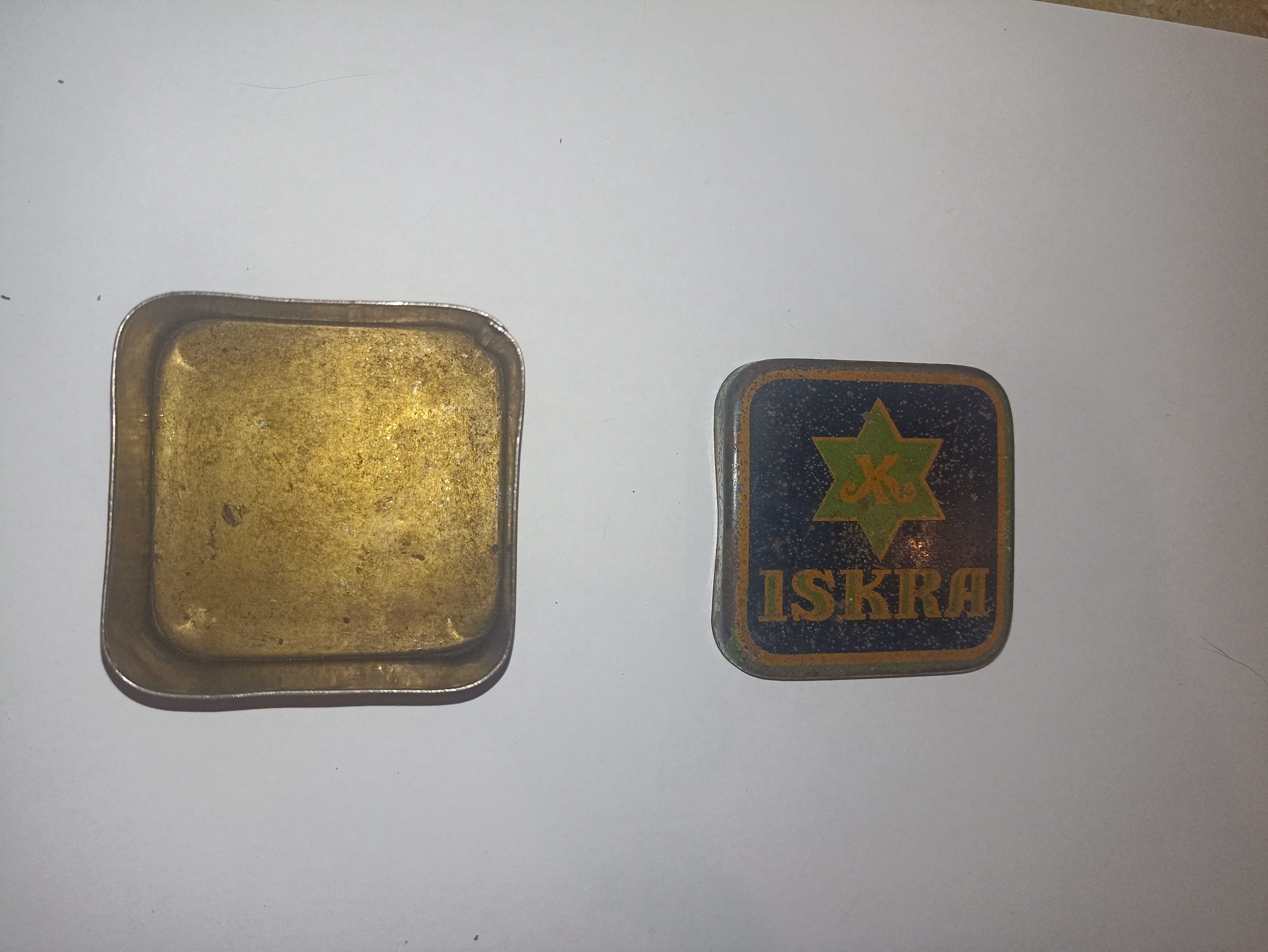 Stare,przedwojenne, kolekcjonerskie pudełko Iskra i Karmański