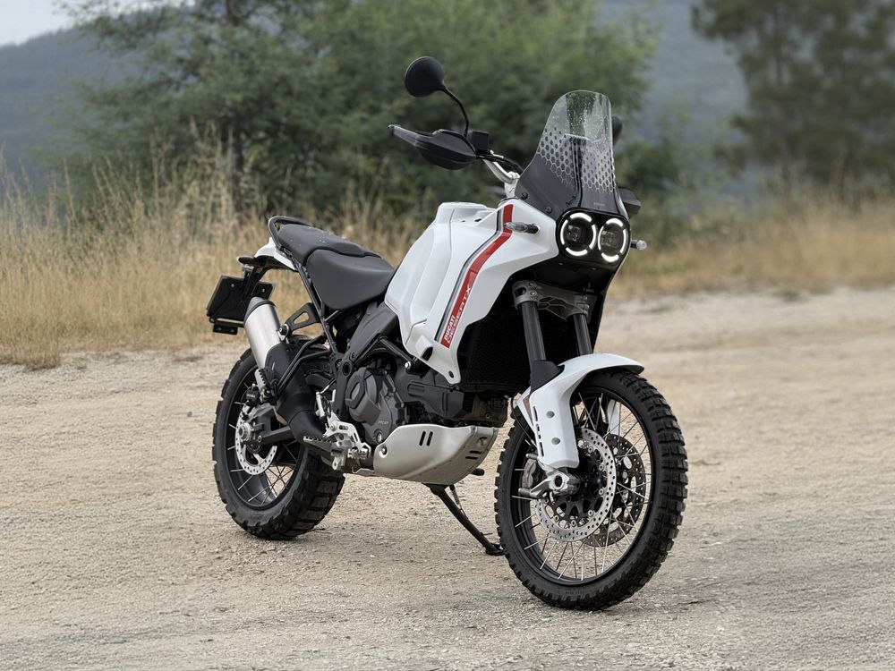 Ducati DesertX 2024