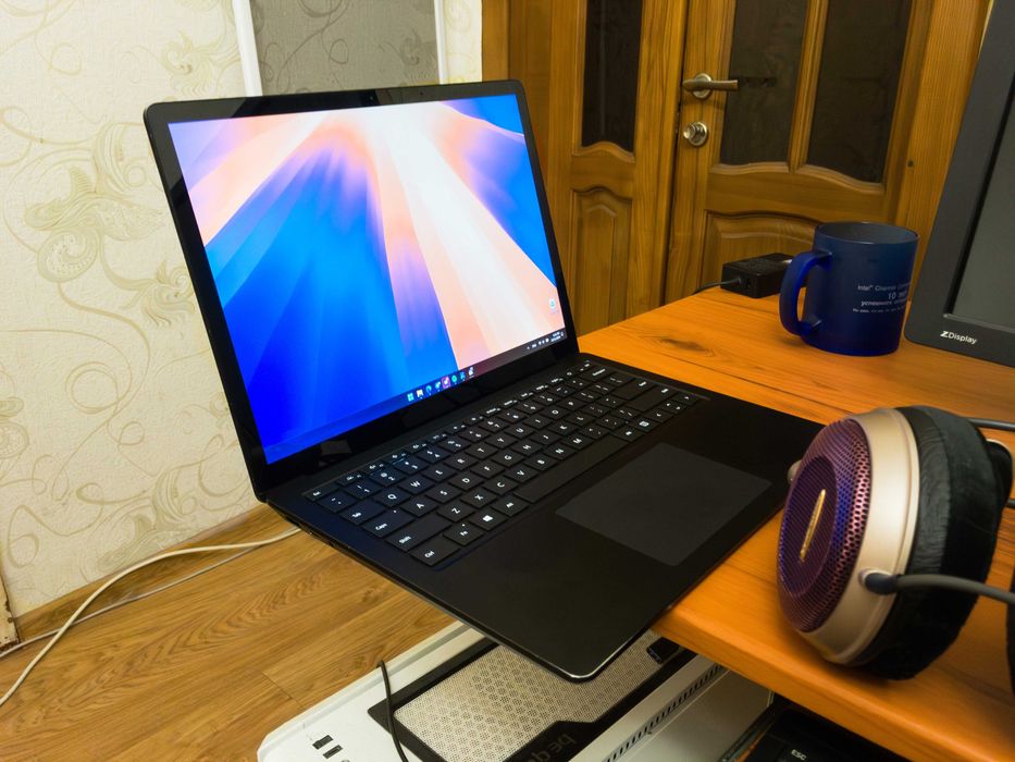 Ноутбук сенсорный Microsoft Surface Laptop 3 i5 1035G7 2k 8/256 13.5”