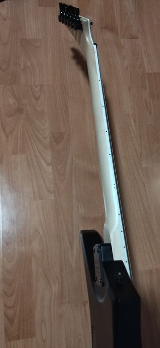 Guitarra Jackson JS32T Kelly com locking tuners