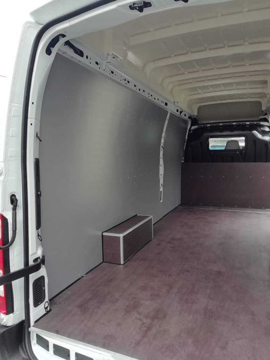 Renault Master Opel Movano L4H2  Kompleksowa zabudowa auta dostawczego
