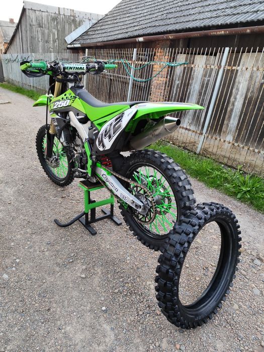 Kawasaki kxf 250 cross, pro circuit, podwójny wtrysk