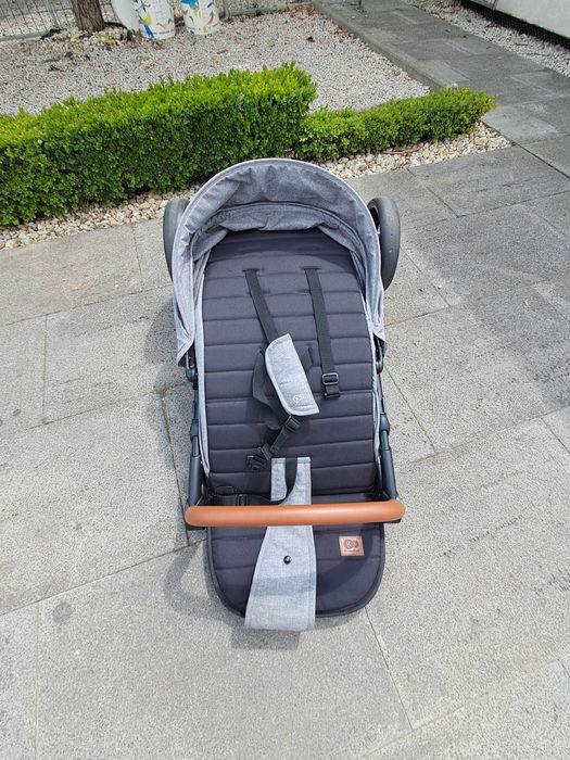 Cadeira de passeio, marca Kinderkraft GRANDE PLUS,em MUITO BOM ESTADO