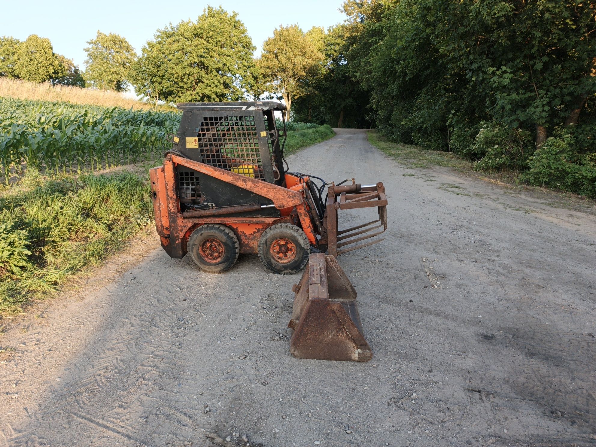 Bobcat BELLE 7250 / miniładowarka  90cm 3 cylindry Perkins