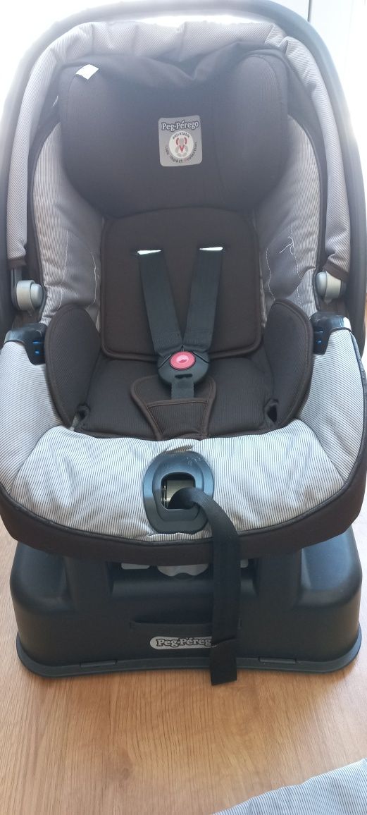 Peg Perego Primo Viaggio Fotelik z bazą