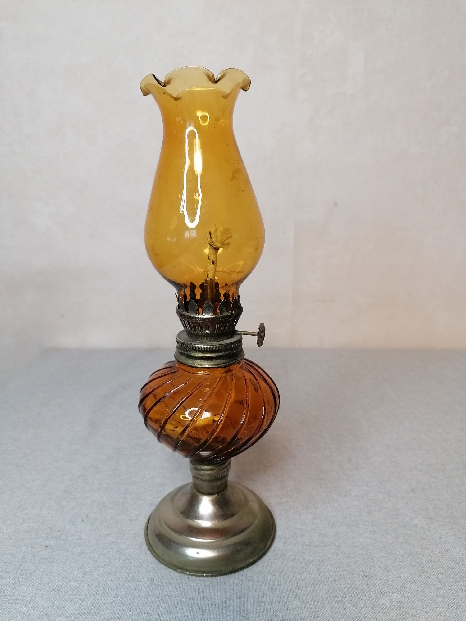 Mini lampa naftowa