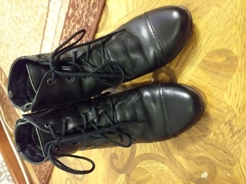 Продам ботинки натуральная кожа