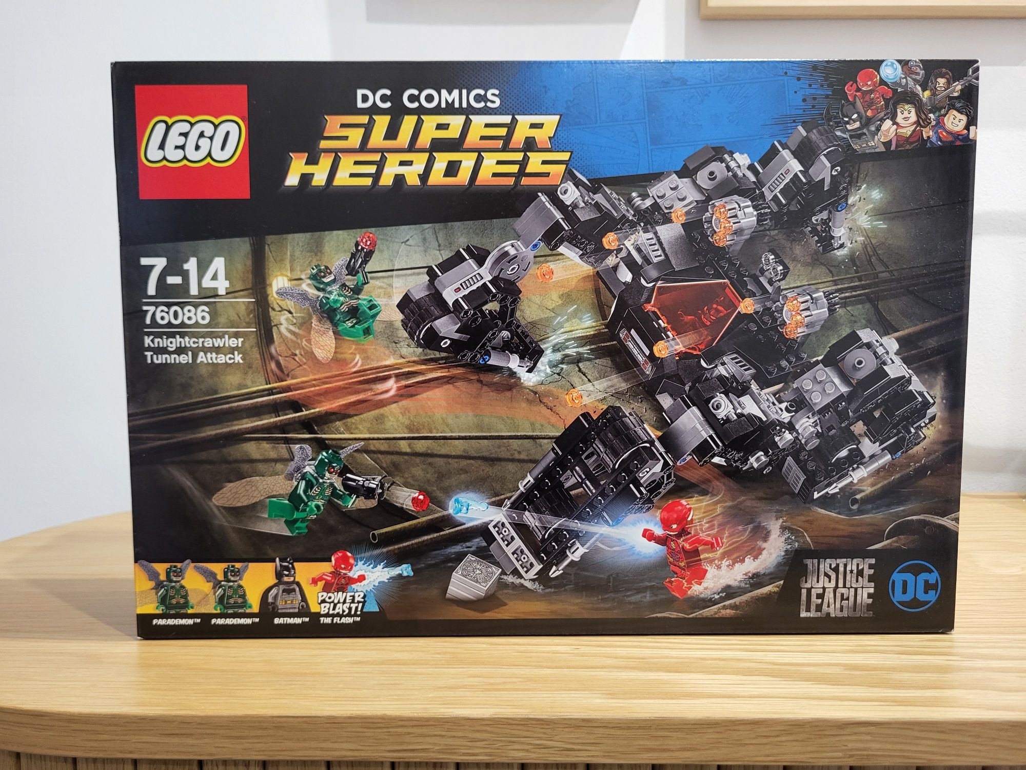 Nowe Lego 76086 DC Super Heroes Knightcrawler Tunnel Attack